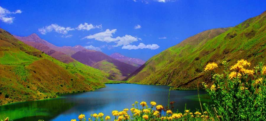 دریاچه گهر مکان کمپینگ بهاری