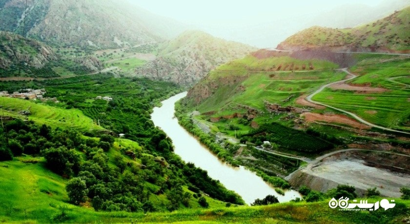 رودخانه سیروان مکان کمپینگ بهاری